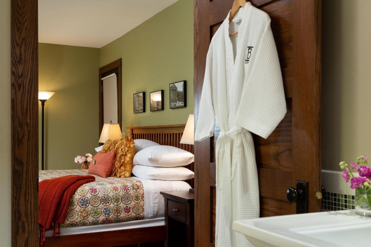 The Buckingham Inn Madison Exteriér fotografie